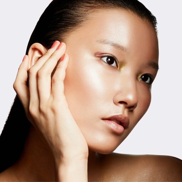 MAC Extra Dimension Skinfinish Highlighter* ~ Whisper of Gilt 9g Compact NIB - Picture 10 of 13